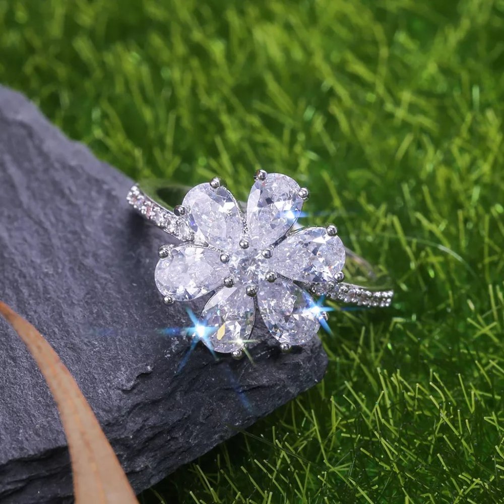 🎁925 Silver Plated White CZ Pear-shaped Flower Ring, GPMB1446-8 - Picture 4 of 10